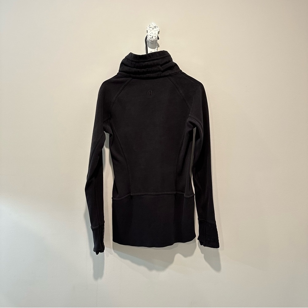 Lululemon Radiant Jacket II - Picture 4 of 9